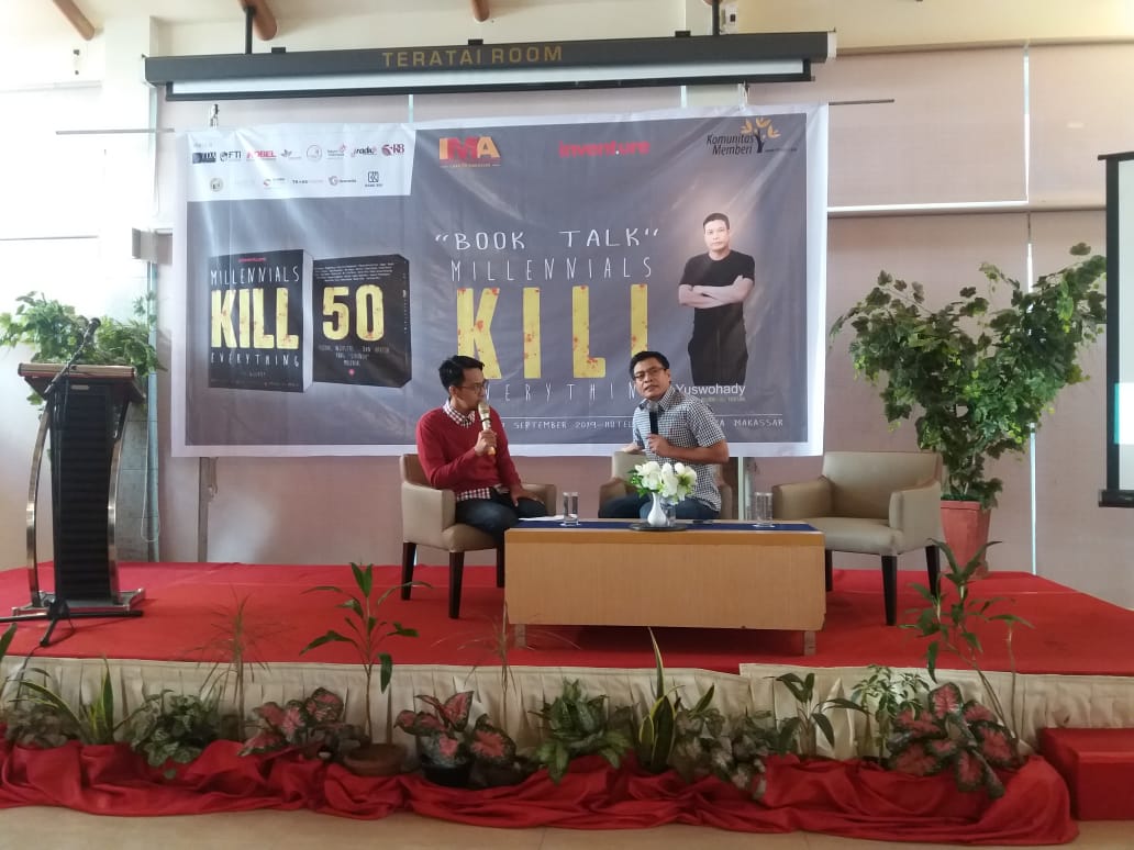 IMA Chapter Makassar Gelar Seminar Bedah Buku Millenials IMA Chapter Makassar Gelar Seminar Bedah Buku Millenials