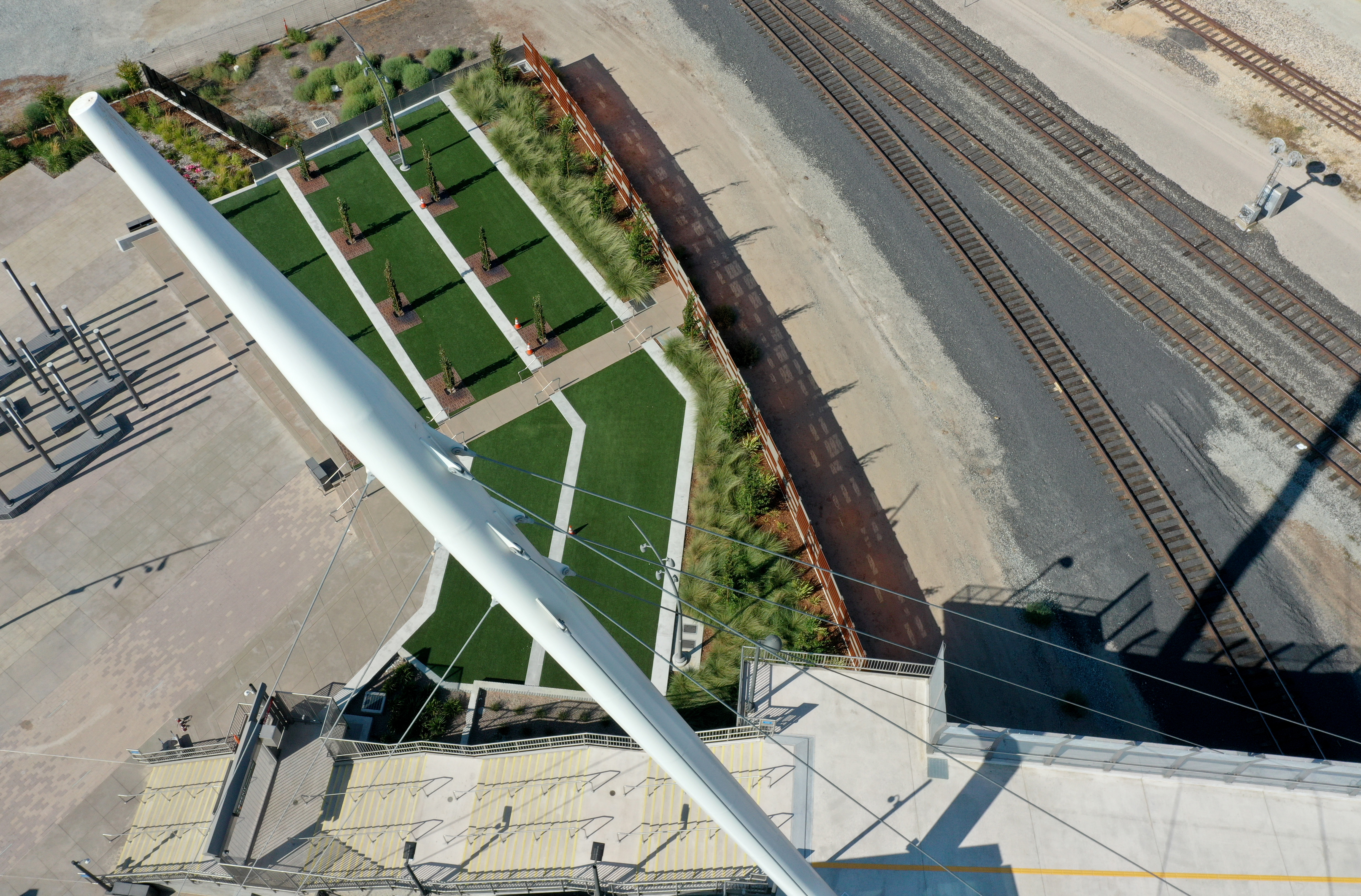 Long-delayed BART Warm Springs pedestrian bridge could open
this fall 4