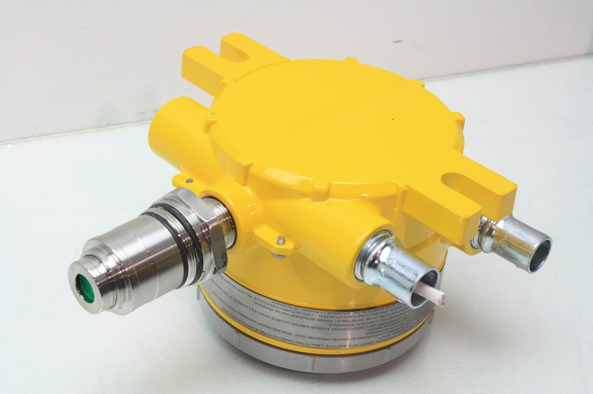 A washing machine may smell like methane gas due to a problem related to the sewer line. Honeywell Universal Transmitter XNX-UTAE-RNNNN Gas Detector Explosion