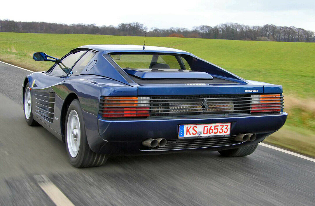 De ferrari testarossa is een sportwagen van ferrari uit 1984. Fahrbericht 30 Jahre Ferrari Testarossa
