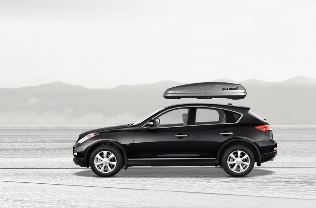 Fianchi muscolosi, massicci passaruota ed il tetto "black diamond" Infiniti Qx50 Rooftop Cargo Box