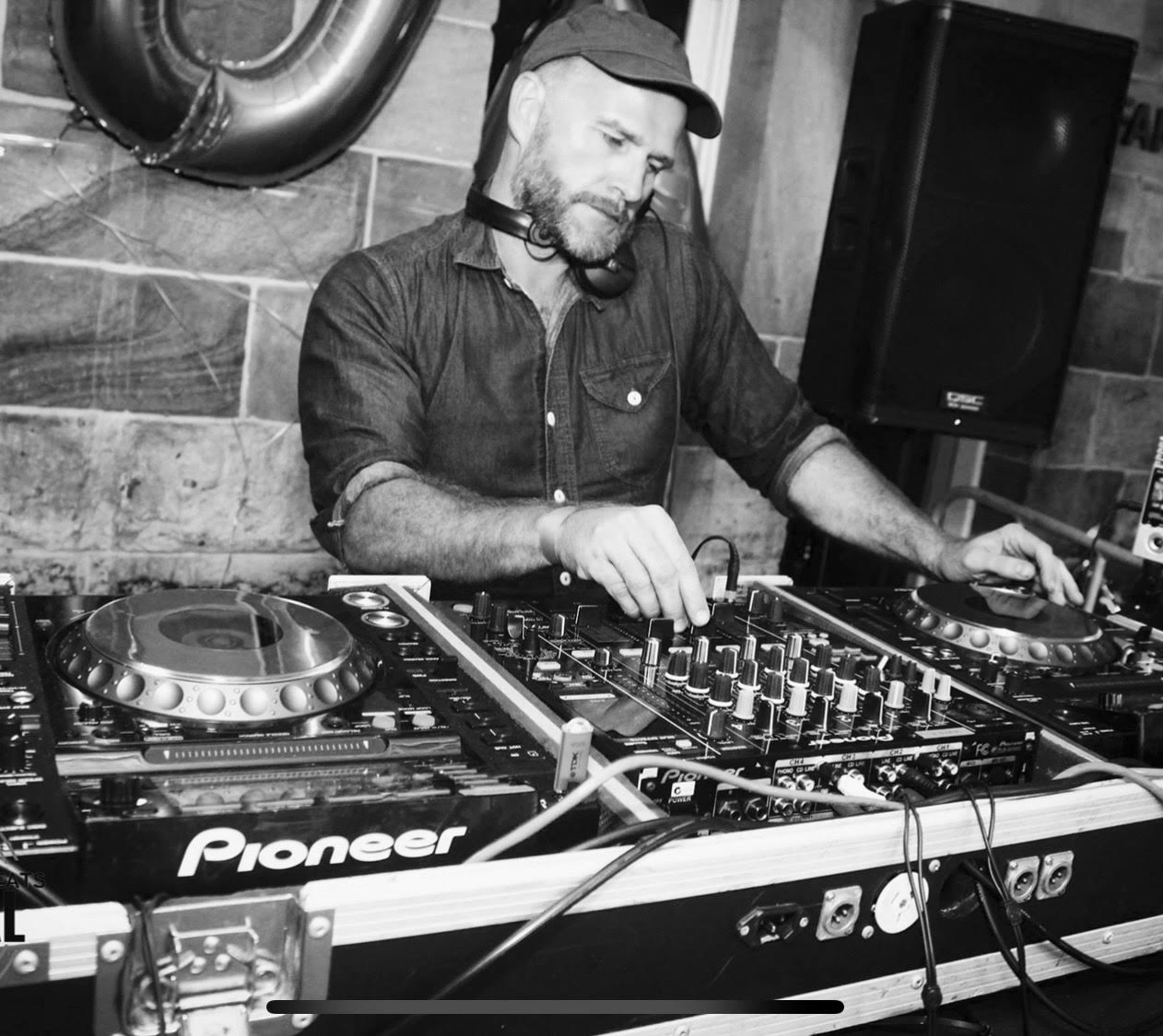 The best time to paint a house exterior is in spring, early summer, or fall when temperatures are 50°f to 85°f and moisture is low. Music Is My Sanctuary