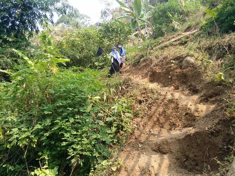 Discover the wonders of the likee. Air Terjun Tarzan Coban Alami Di Kaki Gunung Bromo Malang