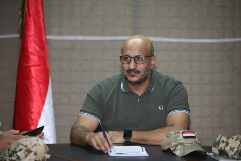 طارق صالح يشدد على ملاحقة منفذي محاولة اغتيال العميد رزيق في تعز طارق صالح يشدد على ملاحقة منفذي محاولة اغتيال العميد رزيق في تعز