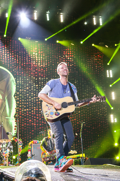 Coldplay Has Fastest Selling Album Of 2021 In UK - Vimarsana News