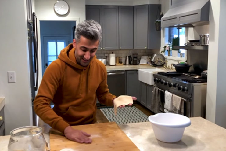 Easy paratha (oil) roti is a step by step tutorial of how to make roti (a flat bread with indian influences). A Tutorial On Making A Perfect Roti By British Born Tv Personality Tan France
