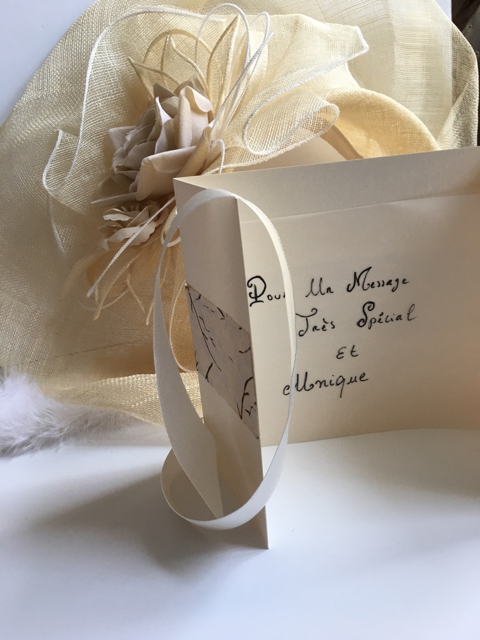 Modèle de félicitations mariage · l'amour est patience, l'amour ne se trompe jamais, l'amour triomphe toujours. Carte Felicitations Mariage Personnalisee