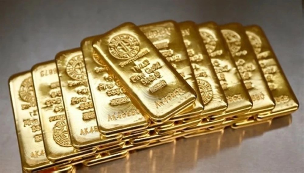 إيطالي يرمي 20 سبيكة ذهب في القمامة.. هل استعادها؟
