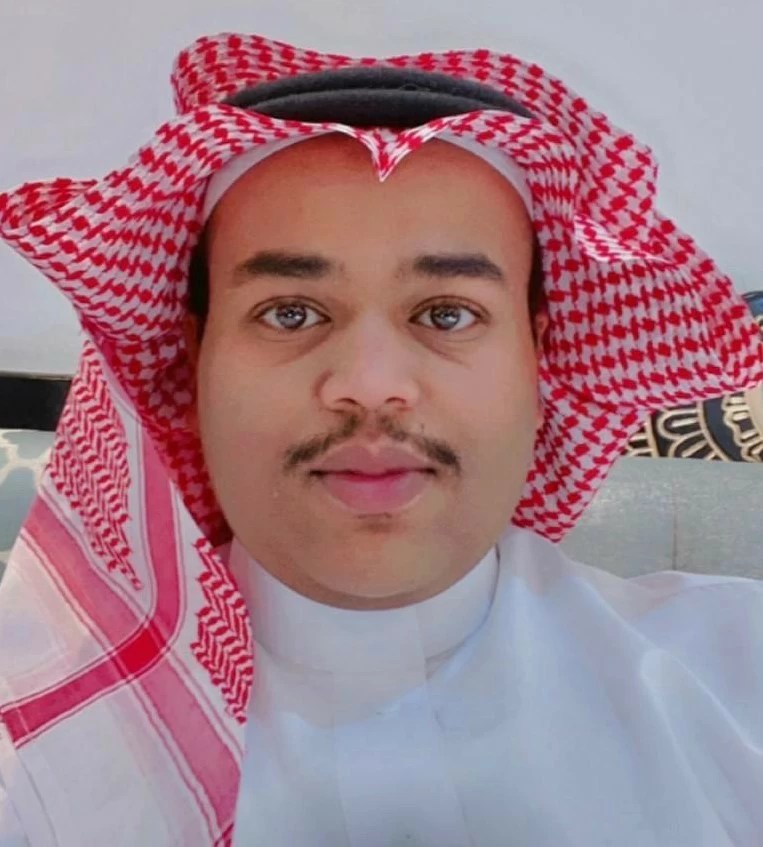 آل حامد مهندساً في مستشفى بيشة