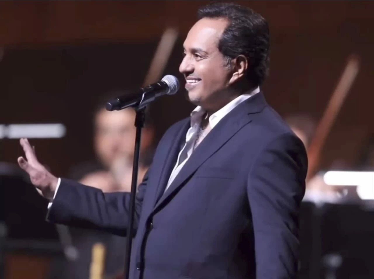 في رحلة «السندباد» إلى المسرح الملكي بالمغرب.. «سكت الكلام» وغنّى راشد في رحلة «السندباد» إلى المسرح الملكي بالمغرب.. «سكت الكلام» وغنّى راشد