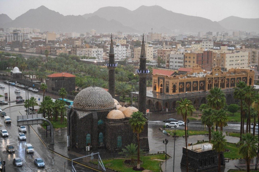 &laquo;الأرصاد&raquo;: سرعة الرياح في المدينة المنورة تسجل 72 كم/س.. وكمية الأمطار بلغت 40 ملم