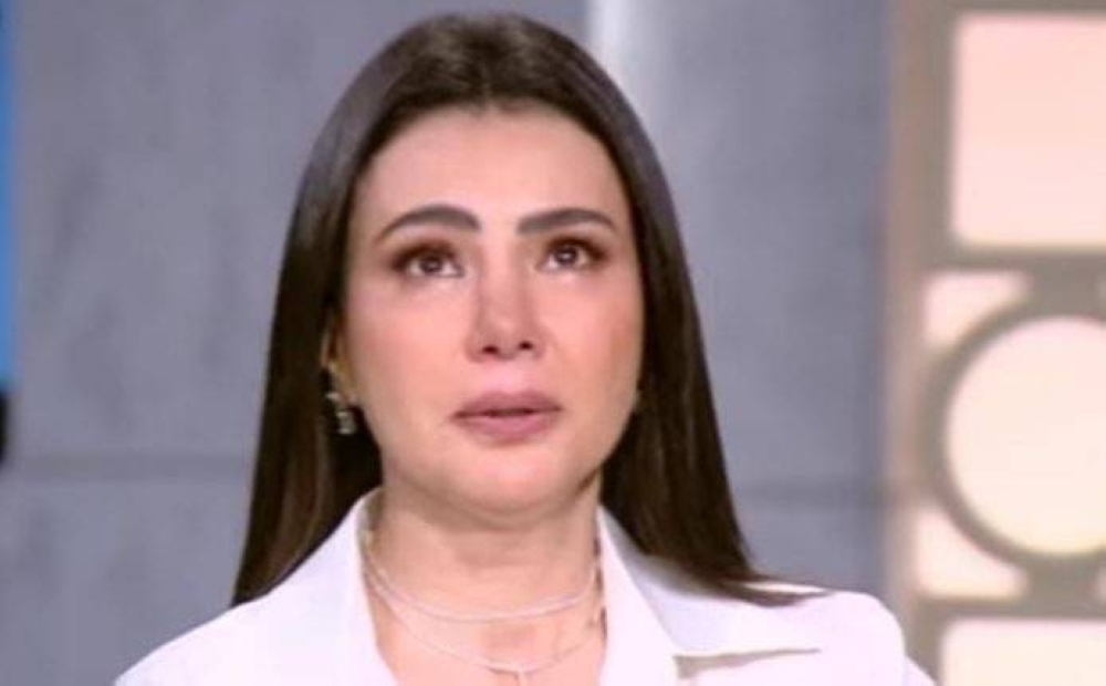 دينا فؤاد تنهار على الهواء.. ما السبب ؟ دينا فؤاد تنهار على الهواء.. ما السبب ؟