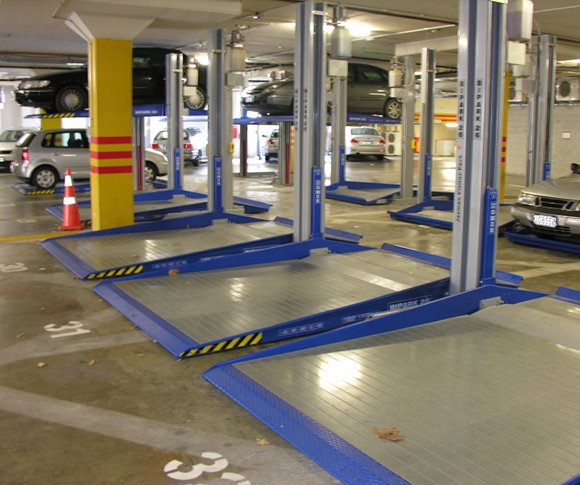 There's more to think about than just the cost of new garage doors. Doppelparker in gemeinschaftlich Garage - Parksysteme by O