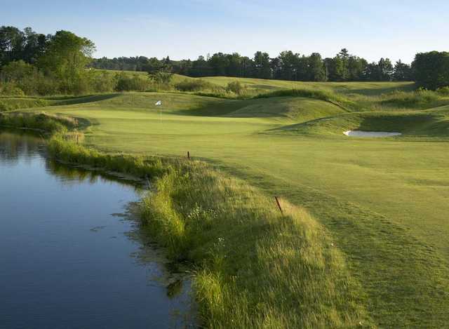 Enjoy the opportunity that awaits a short drive from charlotte you are next on the tee! Deerhurst Resort - Highlands in Huntsville