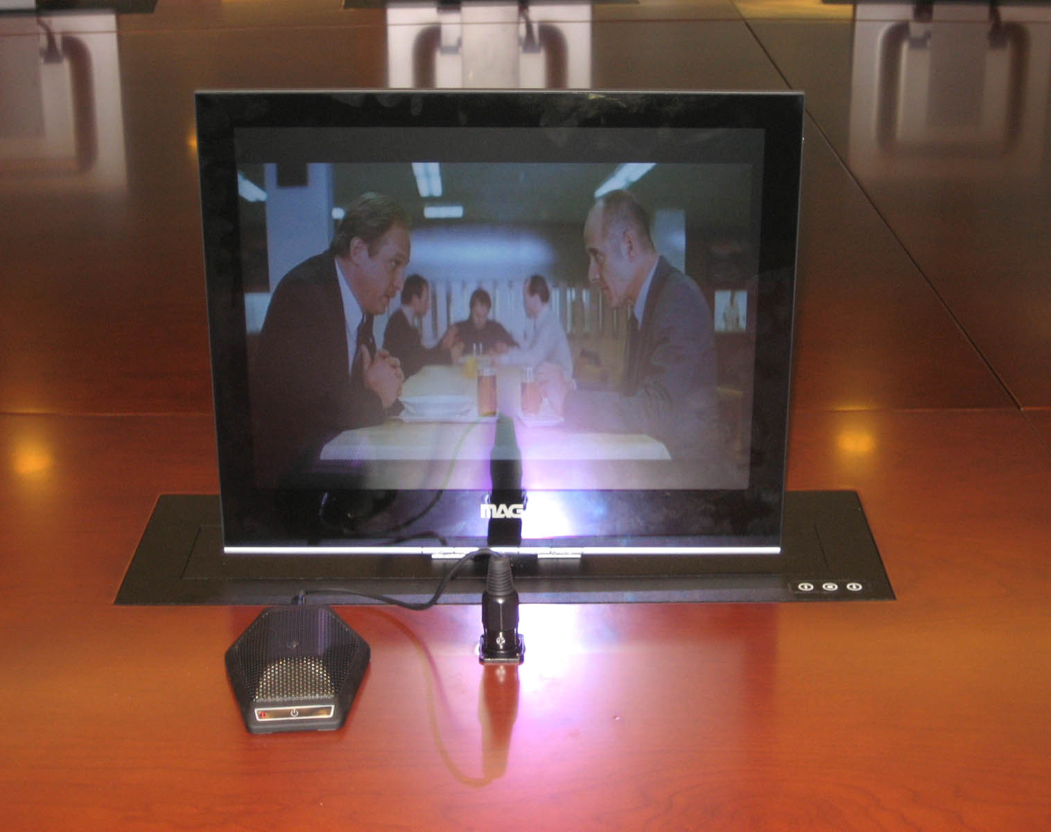 It includes an audio technica . CITIC International Financial Holdings Limited | OPS