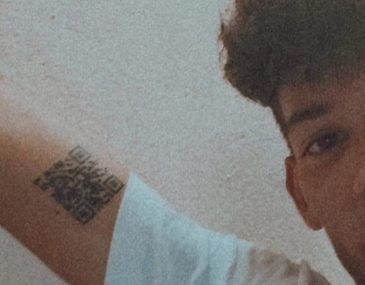 Green Pass, Studente Si Fa Tatuare Il Qr Code Sul Braccio - Orizzonte Scuola Notizie 588_x_754_jpg