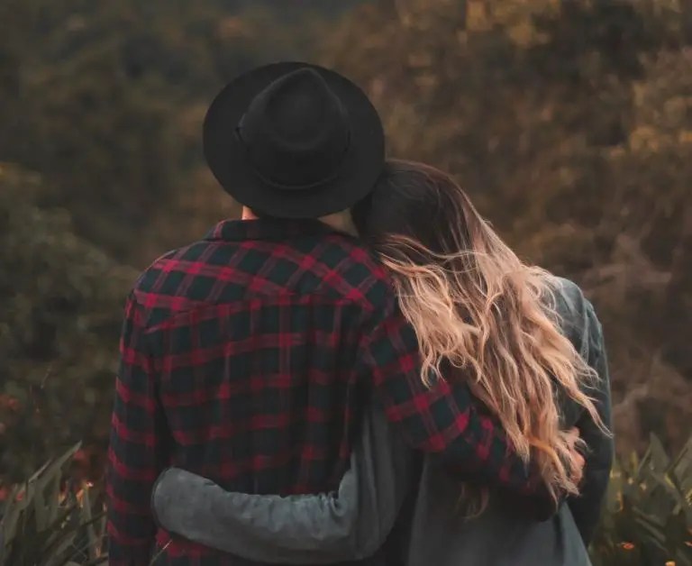 Le moment peut varier un peu d'une race à l'autre. Au bout de combien de temps un couple devient-il exclusif ? - Parler d