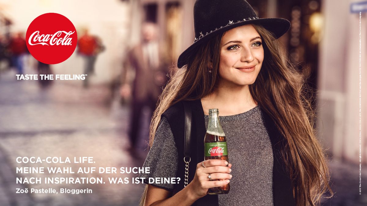 The world famous captain of team portugal pushed aside the two strategically placed coke bottles as he sat down to take press questions ahead of a game against hungary. FCB Zürich: Stress und Xherdan Shaqiri werben für Cola ...