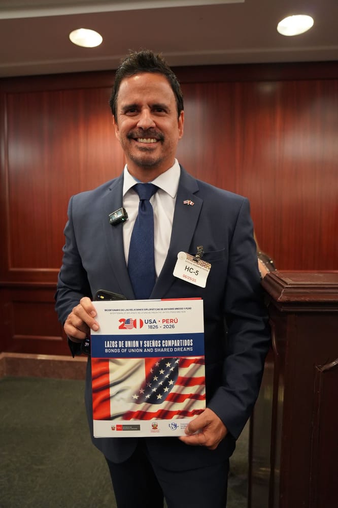 Jaime Cuadra celebra bicentenario de relaciones Perú-EE. UU