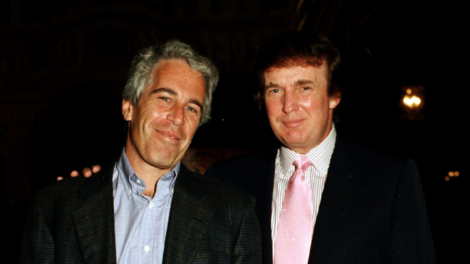 Trump insta a republicanos a votar por la publicación de archivos de Epstein –