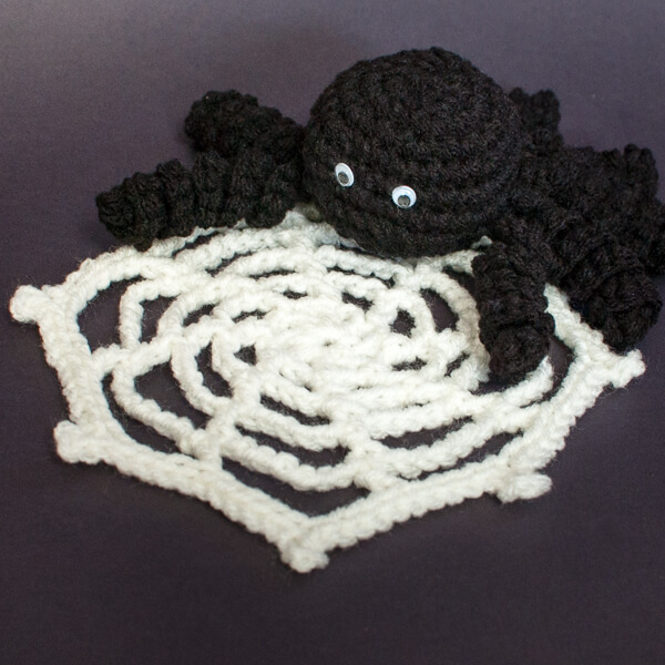 Free hexagon crochet patterns will open up a whole world of options for you to make everything from adorable coasters to motif afghans. Crochet Spider Web Pattern Petals To Picots