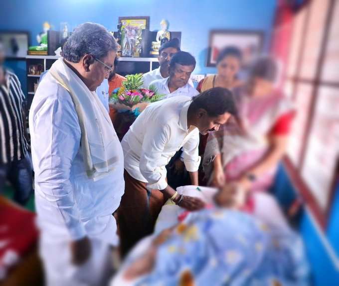 ಕನ್ನಡದ ಜನಪ್ರಿಯ ಹಿರಿಯ ನಟಿ ಲೀಲಾವತಿ, ಚಿಕಿತ್ಸಾ ವೆಚ್ಚವನ್ನು ಸರ್ಕಾರವೇ ಭರಿಸಲಿದೆ: ಸಿಎಂ ಸಿದ್ದರಾಮಯ್ಯ| ಕನ್ನಡದ ಜನಪ್ರಿಯ ಹಿರಿಯ ನಟಿ ಲೀಲಾವತಿ, ಚಿಕಿತ್ಸಾ ವೆಚ್ಚವನ್ನು ಸರ್ಕಾರವೇ ಭರಿಸಲಿದೆ: ಸಿಎಂ ಸಿದ್ದರಾಮಯ್ಯ|