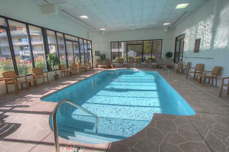Comfort inn & suites at dollywood lane, a pigeon forge hotel on the parkway near dollywood, dolly parton's stampede, gatlinburg and the great smoky mountains . Comfort Inn & Suites at Dollywood Lane | Pigeon Forge
