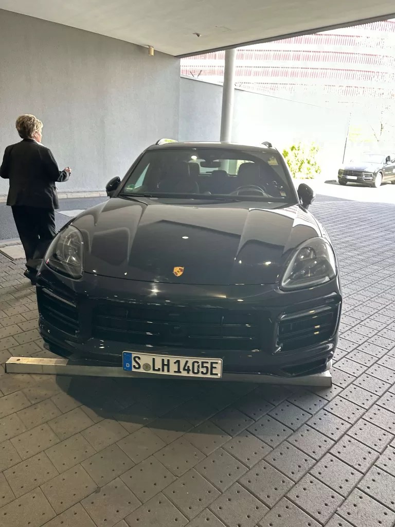 Lufthansa First Class Porsche Transfer