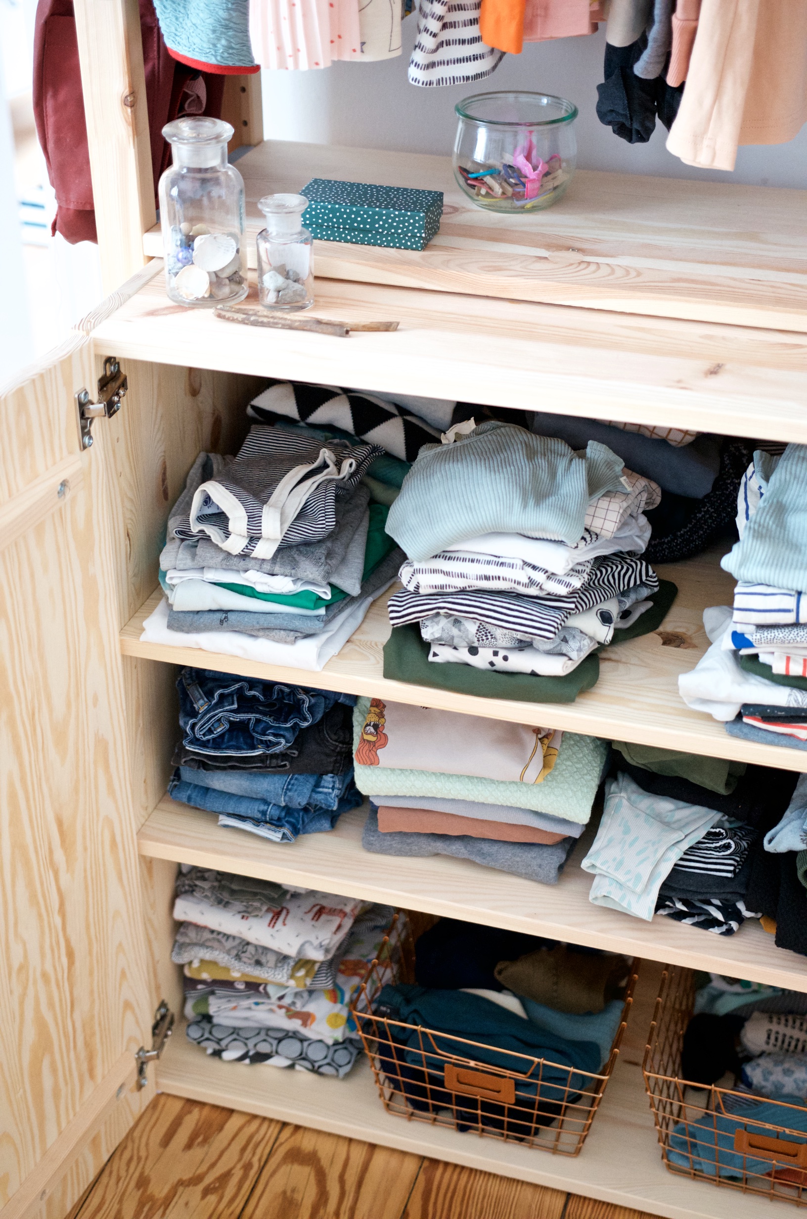 45+ Awesome Günstiger Kleiderschrank : Musterring Schlafzimmer - QualitÃ¤t & Design - gÃ¼nstiger : Dementsprechend kannst du mit einem kleiderschrank günstig und effektvoll den einrichtungsstil unterstreichen oder ein auffälliges highlight im zimmer schaffen.