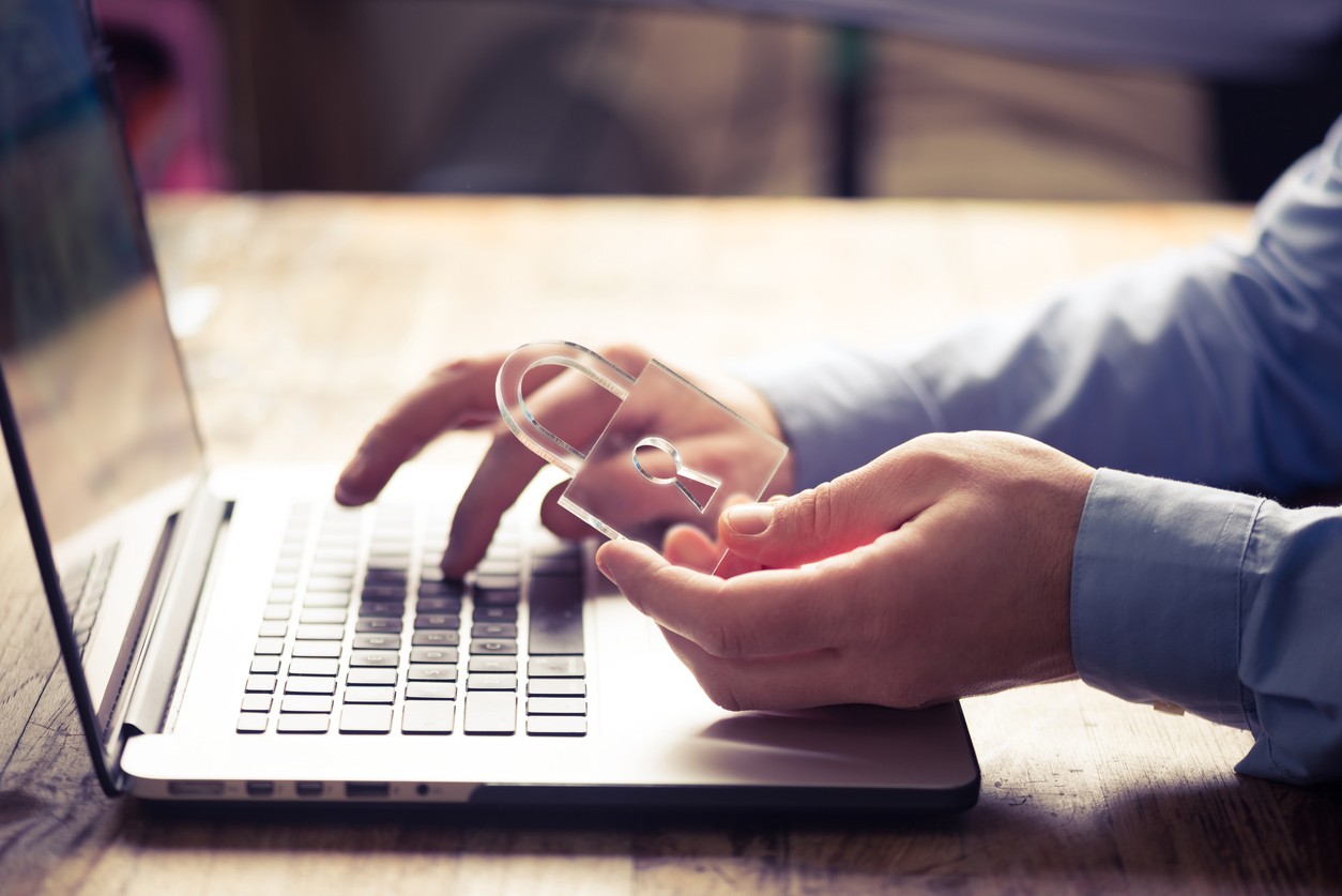 Lavoro: Da Marzo Servizi Digitali Solo Con Spid - Pmi.it 837_x_1254_jpg