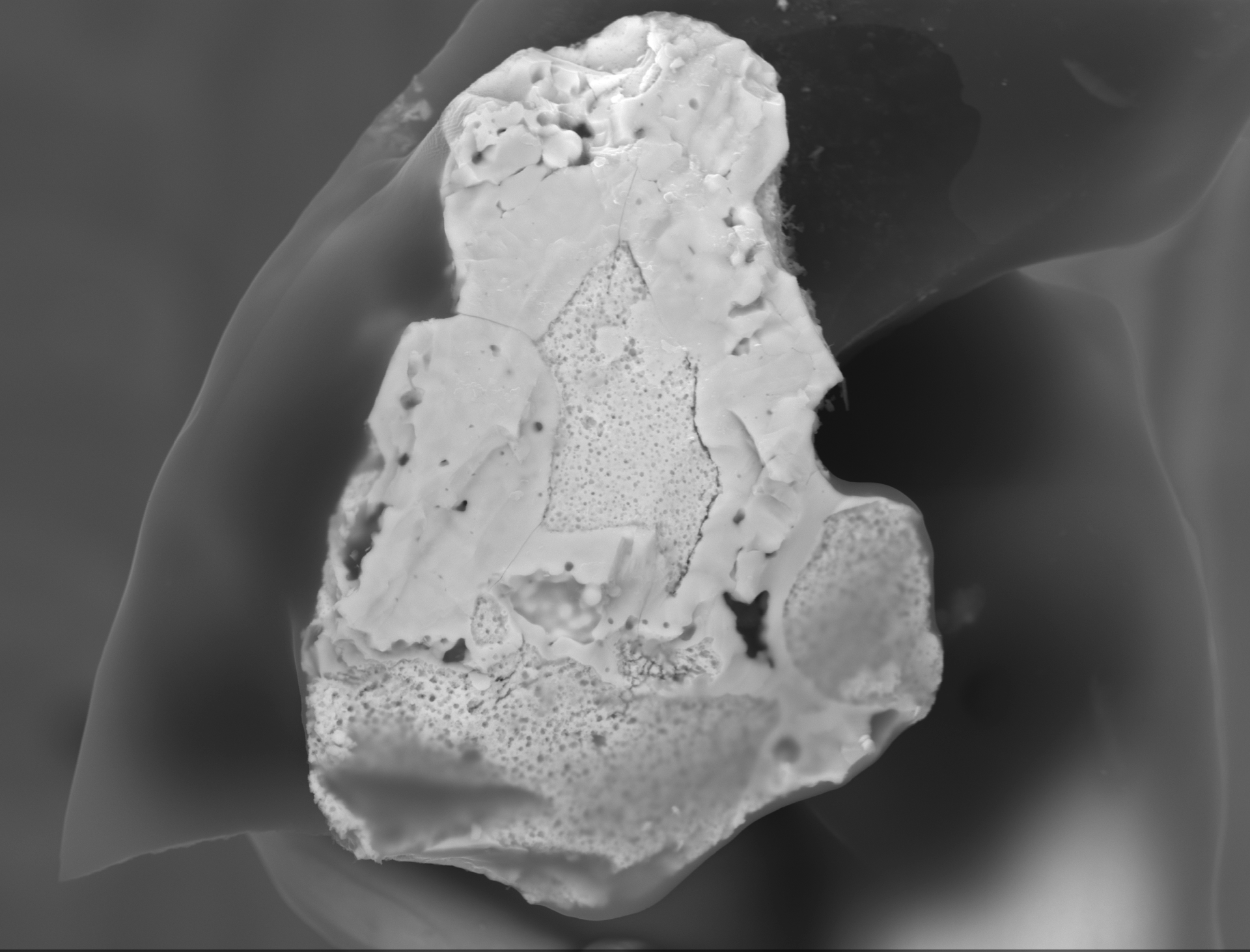 Chernobyl particles look remarkably similar to explosion day in 1986