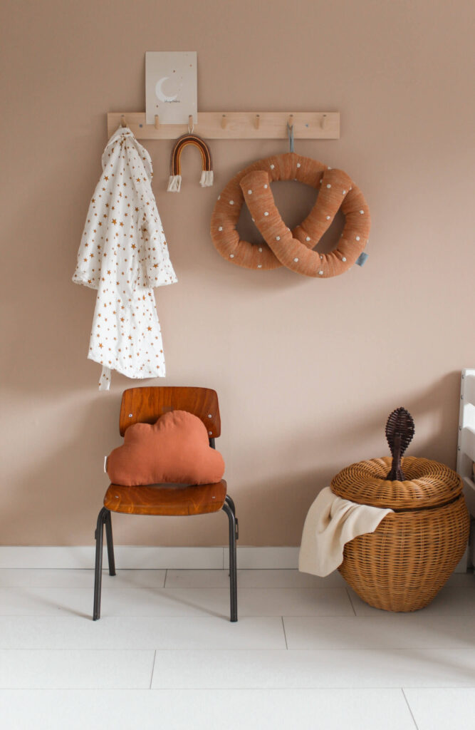 Naturel meisjeskamer