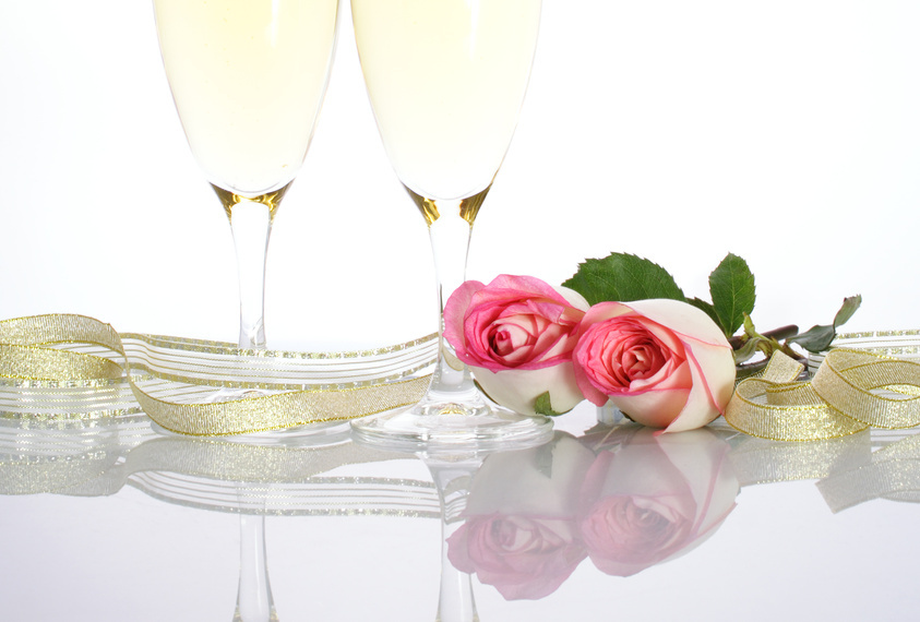 Anniversary party favors aren't something you're actually obliged to give to your guests, but just like with a wedding or any other type of please share your anniversary party ideas below! 40th Anniversary Party Decorations