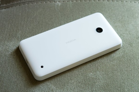 Lumia 635 back