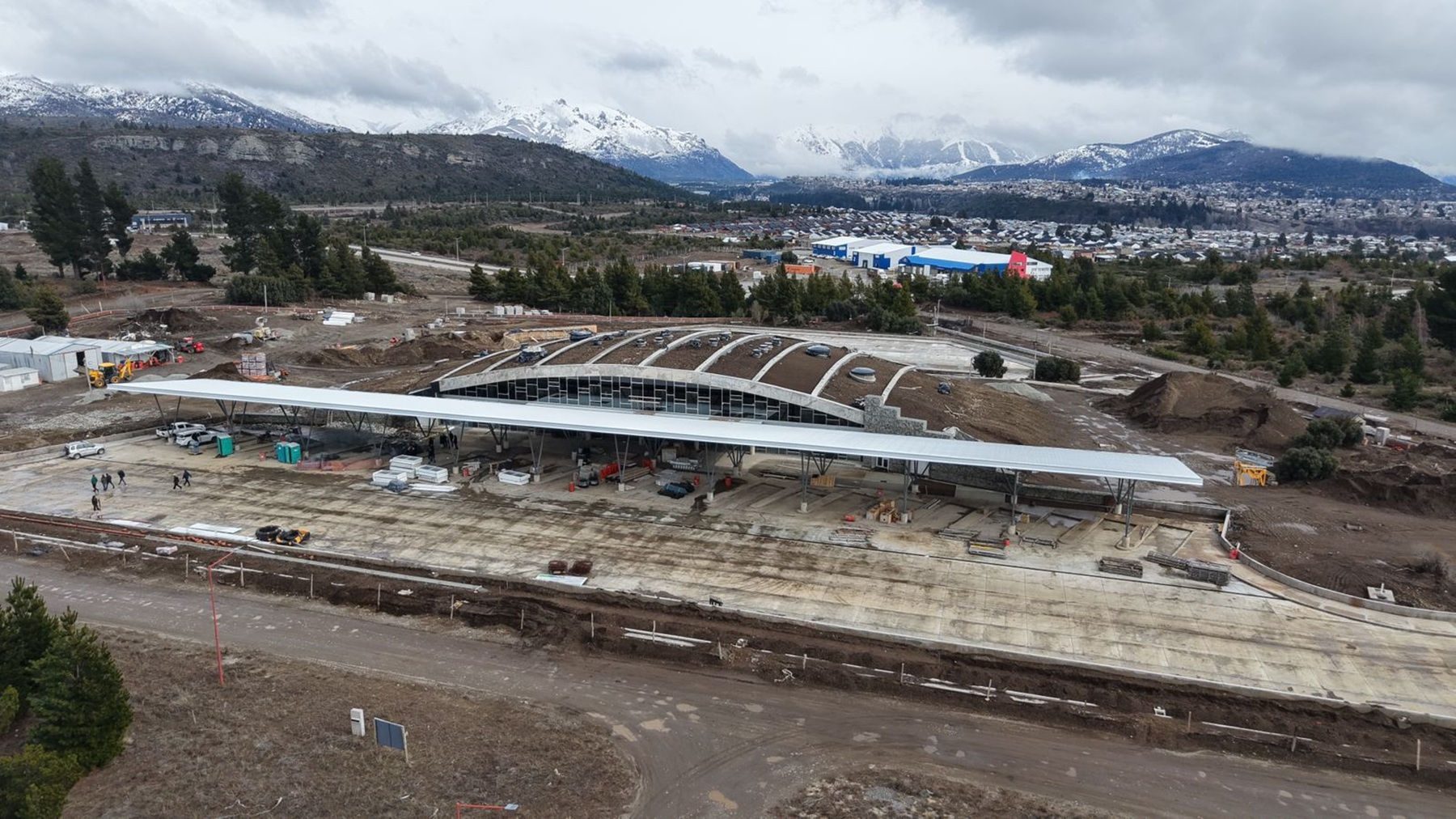 Imagen de la noticia "La construcción de la terminal de Bariloche está en su etapa final" publicada por rionegro.com.ar