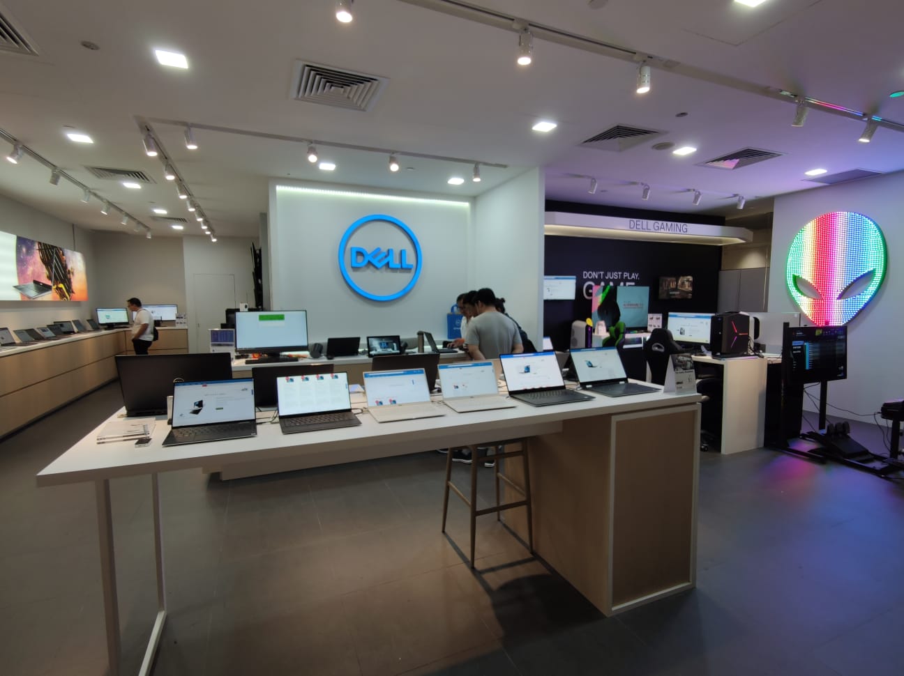 Dell Quits Malaysia And Singapore Retail Leisure International