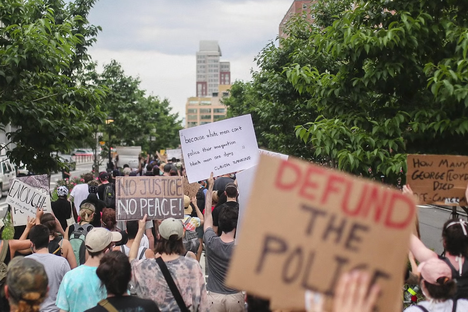 My only friend was the man in the moon Watch Ruth B S Inspirational New Video For If I Have A Son Rolling Stone