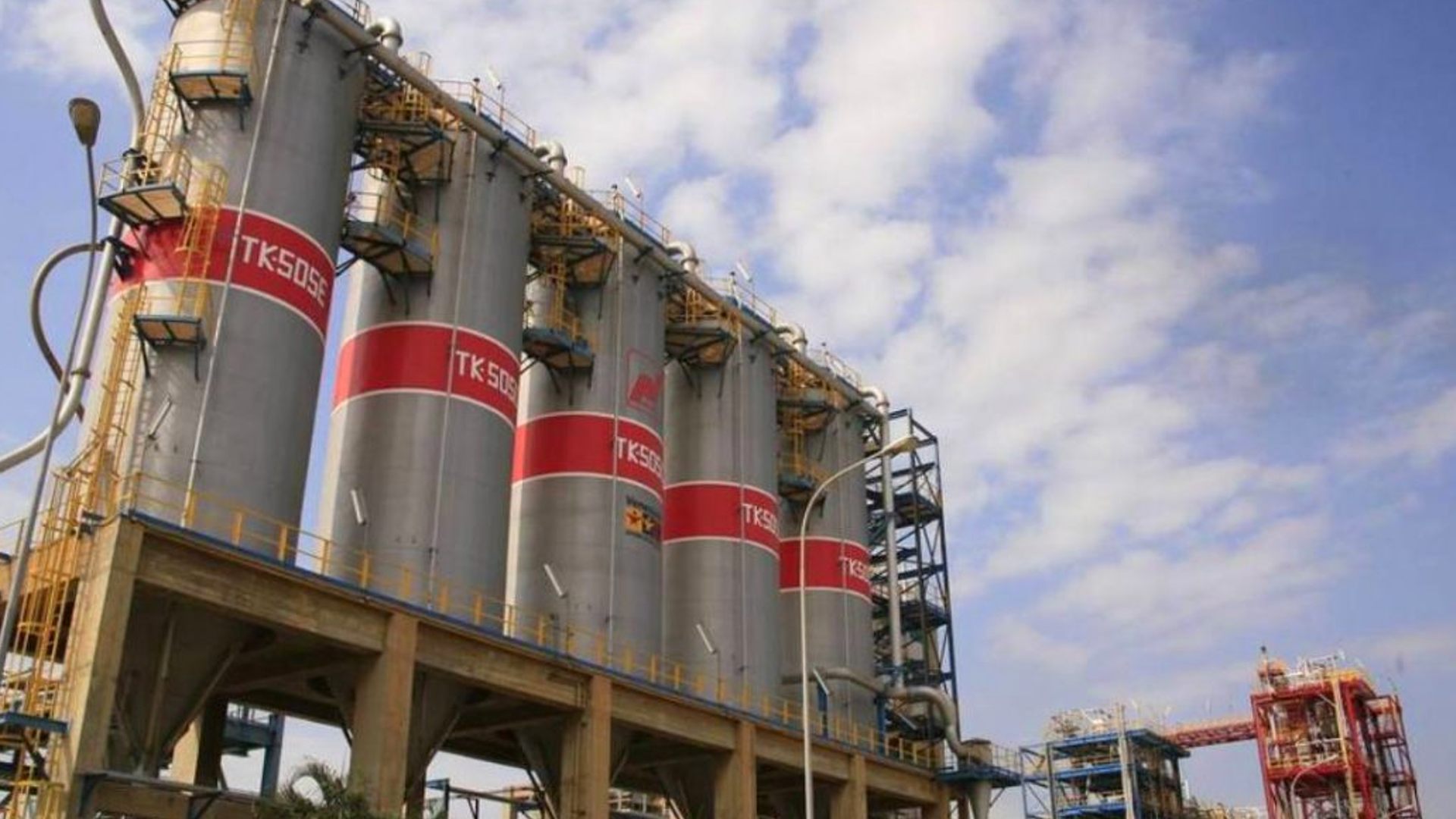 Gobierno de Maduro toma oficialmente el control de Monómeros