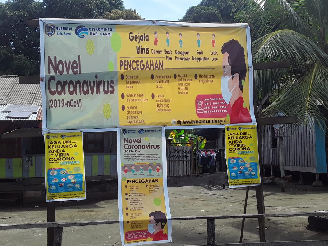 Sosialisasi Covid-19, Diskominfo Pasang Spanduk dan Baliho di sejumlah  Titik | Kabupaten Sarmi