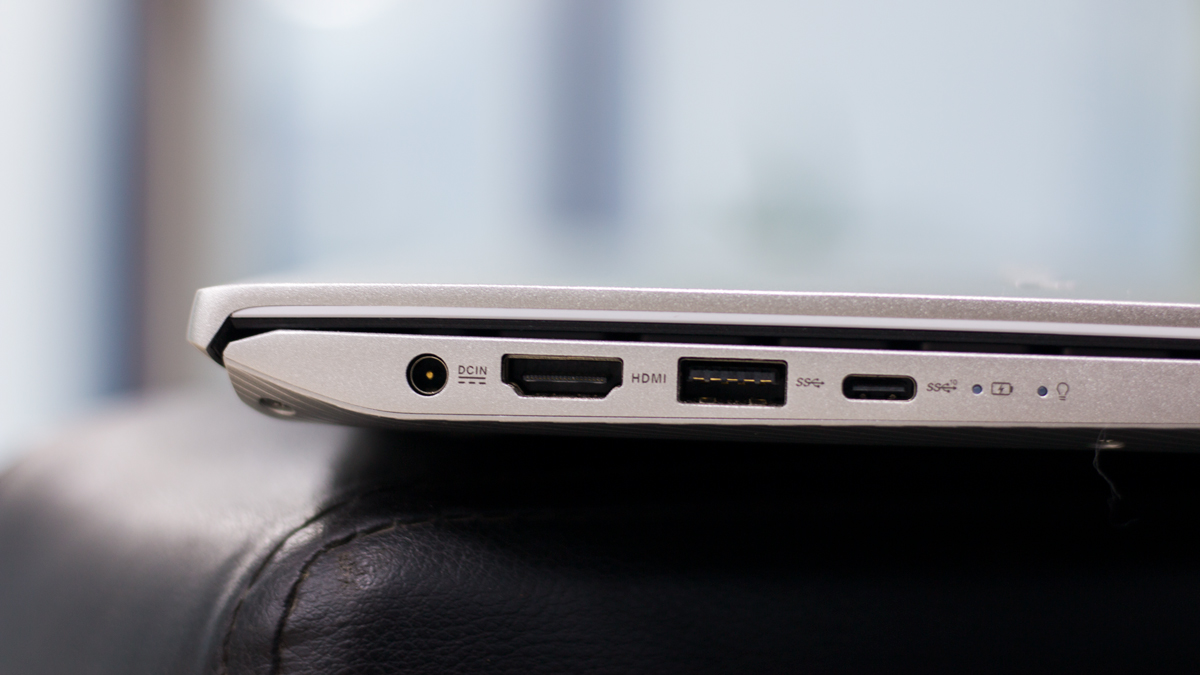 Asus VivoBook S14 S431F-EB511T review