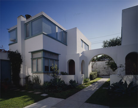 This post contains references to products from one or more of our advertisers. Irving Gill: Los Angeles Home Tour | Santa Monica Conservancy