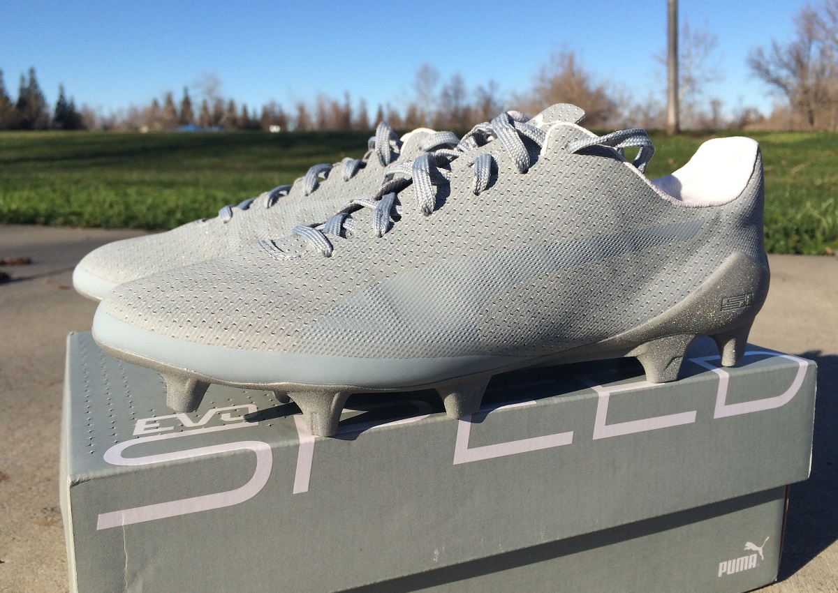 best soccer cleats for narrow feet 2018