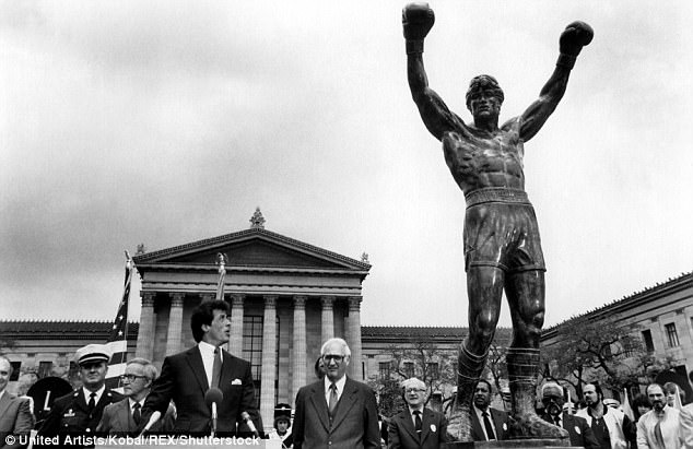 estatua-rocky.jpg