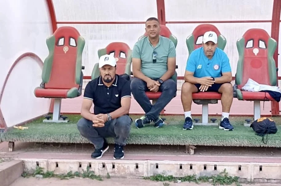 الكوكب المراكشي يُقيل الحيمر ويتعاقد مع مدربه التاريخي الكوكب المراكشي يُقيل الحيمر ويتعاقد مع مدربه التاريخي