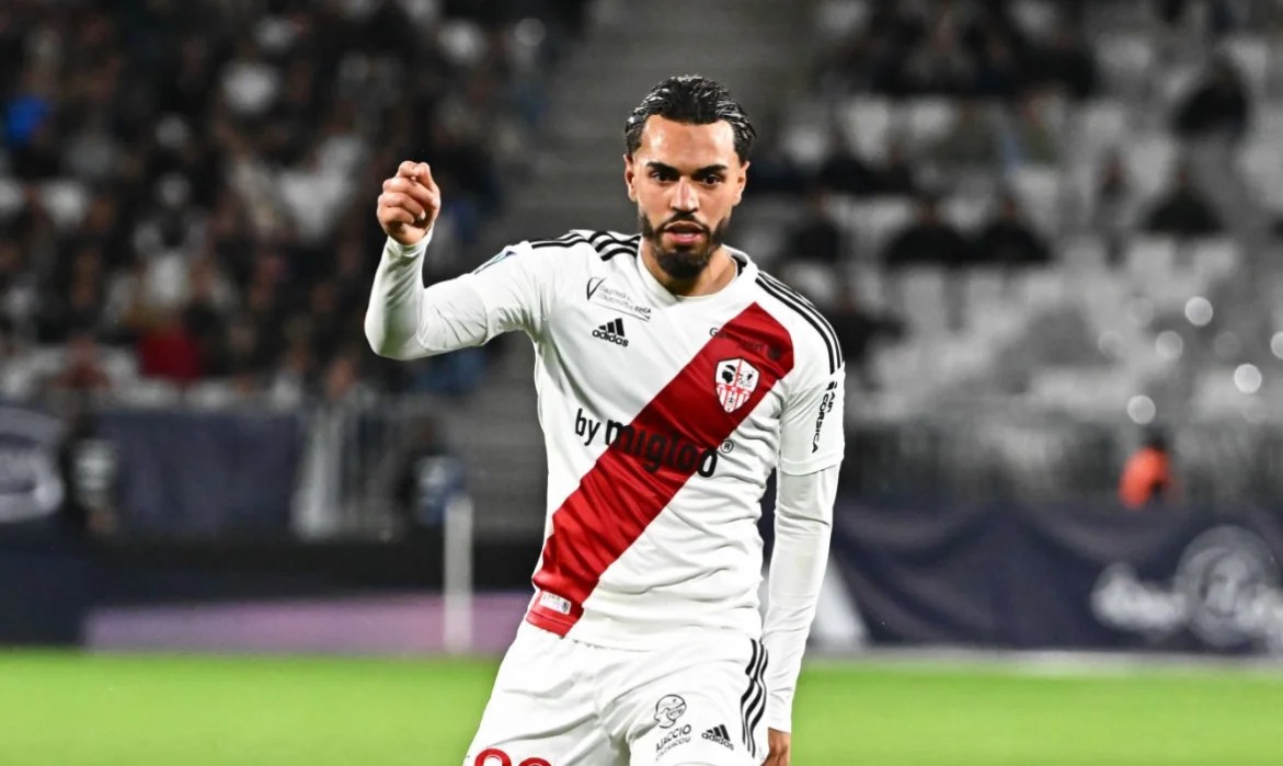 الوداد الرياضي يحسم رسميا 3 صفقات جديدة