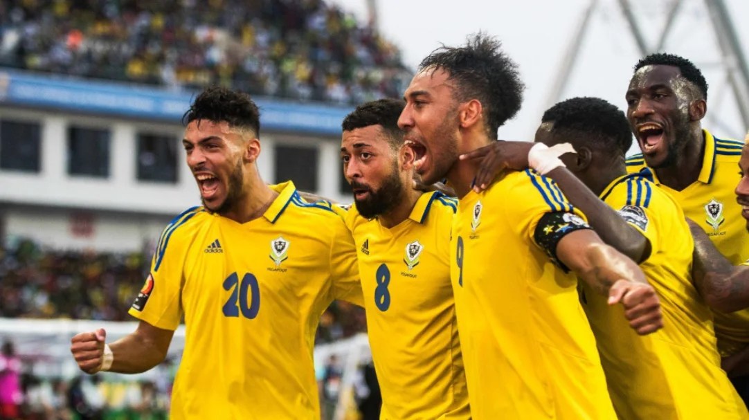 أوباميانغ وليمينا يتزعمان القائمة التي ستواجه المنتخب المغربي