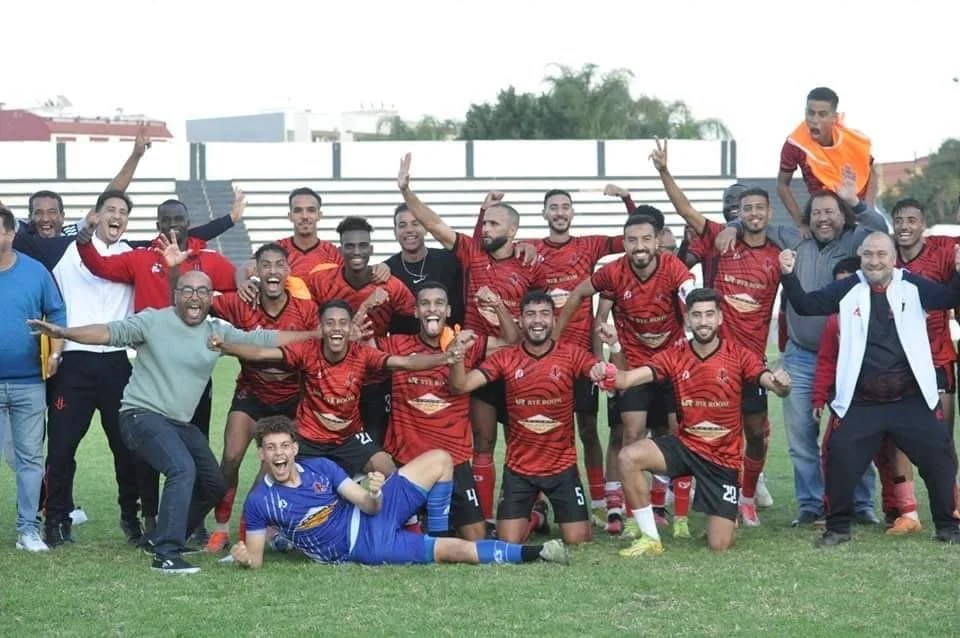 اتحاد سيدي قاسم يهزم الطاس بعقر داره ويواصل الصدارة