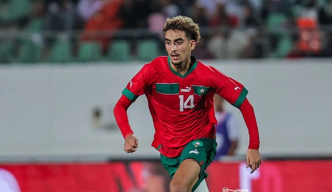 الهولندي فان بيرسي يشرف على تدريب أسامة ترغالين