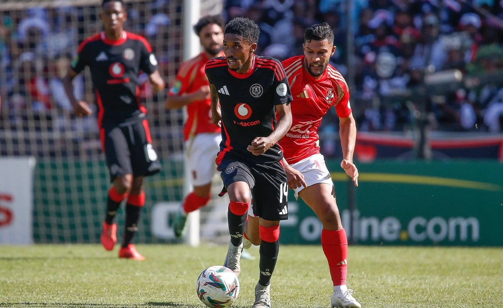 الرجاء يقدم عرضا لأورلاندو بيراتس ويستغل موقف عبد السلام وادو
