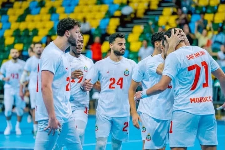 المنتخب الوطني يواجه نظيره الغيني في مواجهة حاسمة لكأس أمم إفريقيا